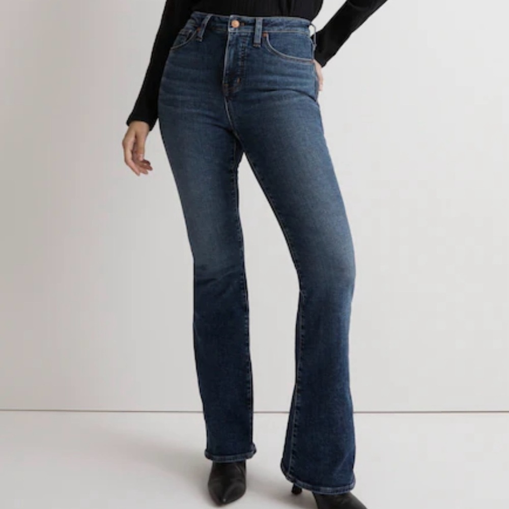 Madewell Women’s High Rise Skinny Flare Denim Jeans in Medium Blue Wash, Size 27